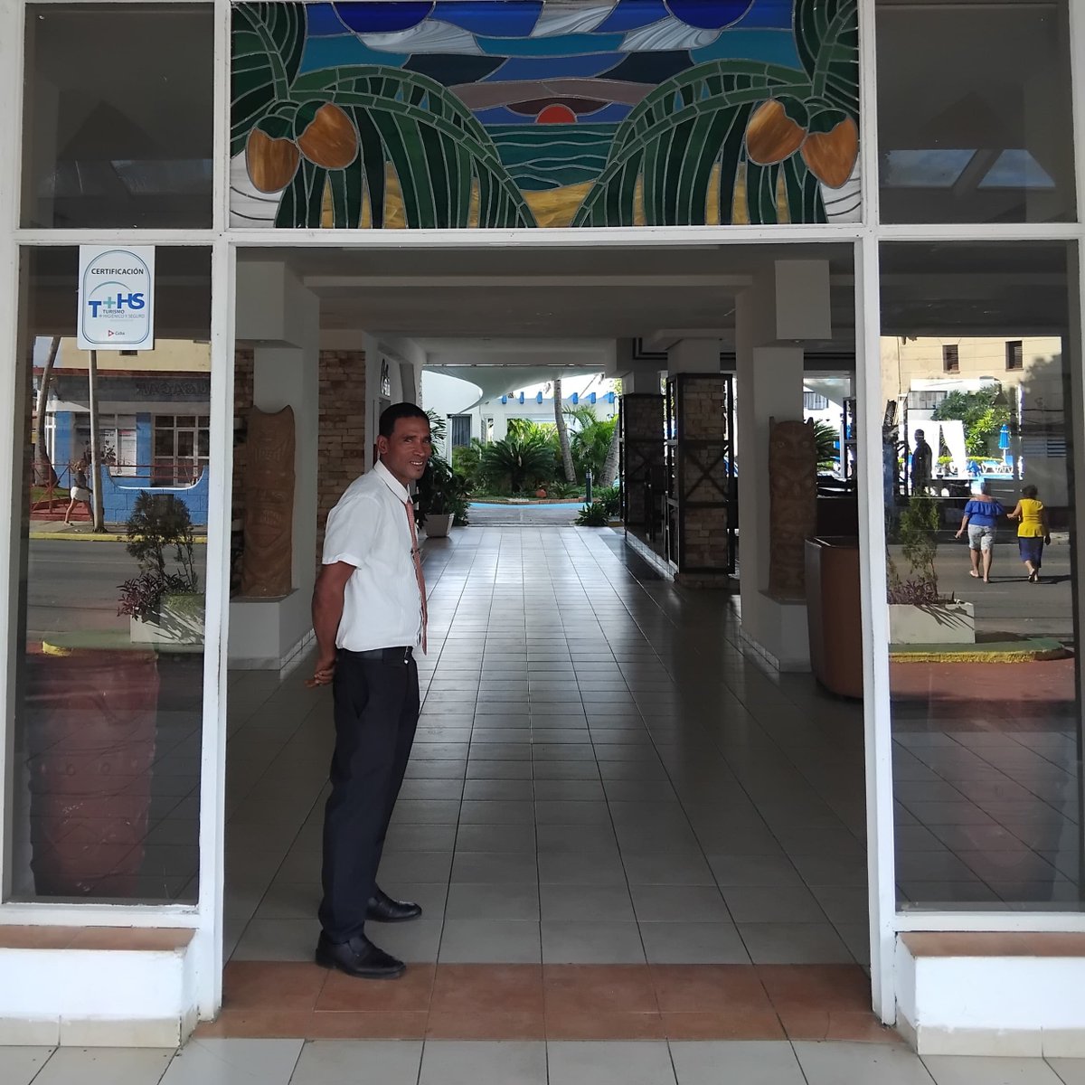DirectorClT's tweet photo. Nuestro @ClubTropicalVro los invita a nuestra instalacion para recibir un excelente servicio y atención...No dude en visitarnos https://t.co/8s1naqZKrA