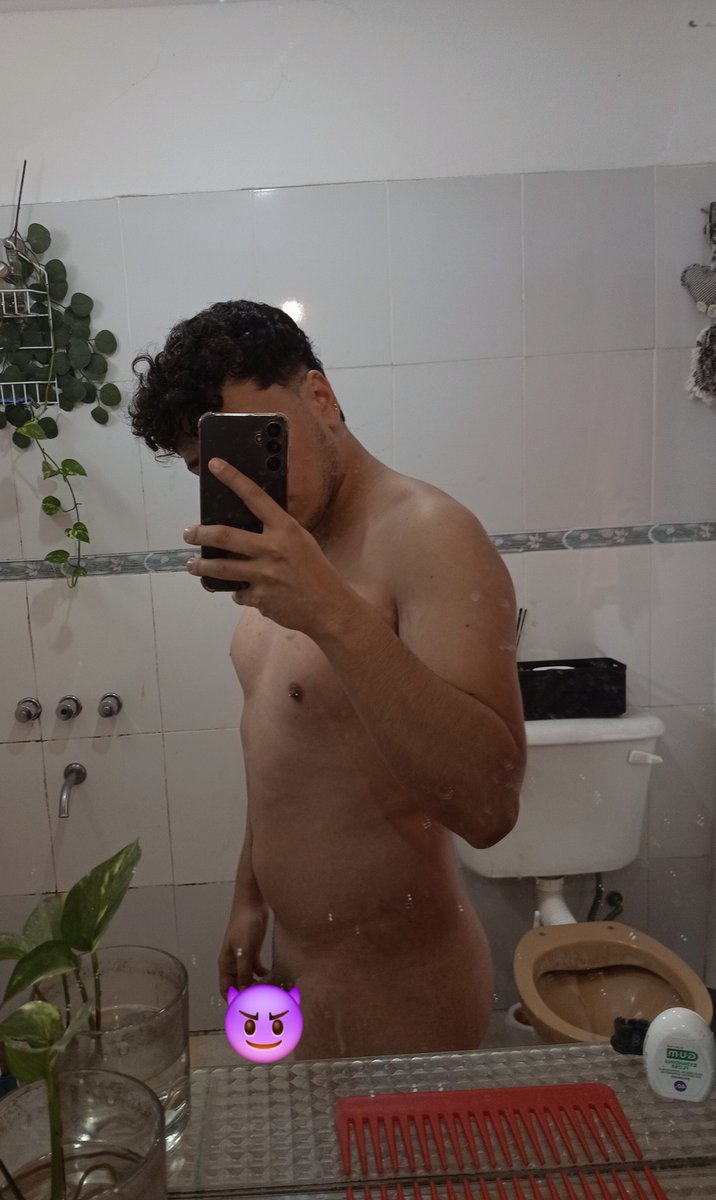 Totoocba's tweet photo. El calor 🥵 

#gay 
#gum 
#hot https://t.co/wpXhH0MV7Z