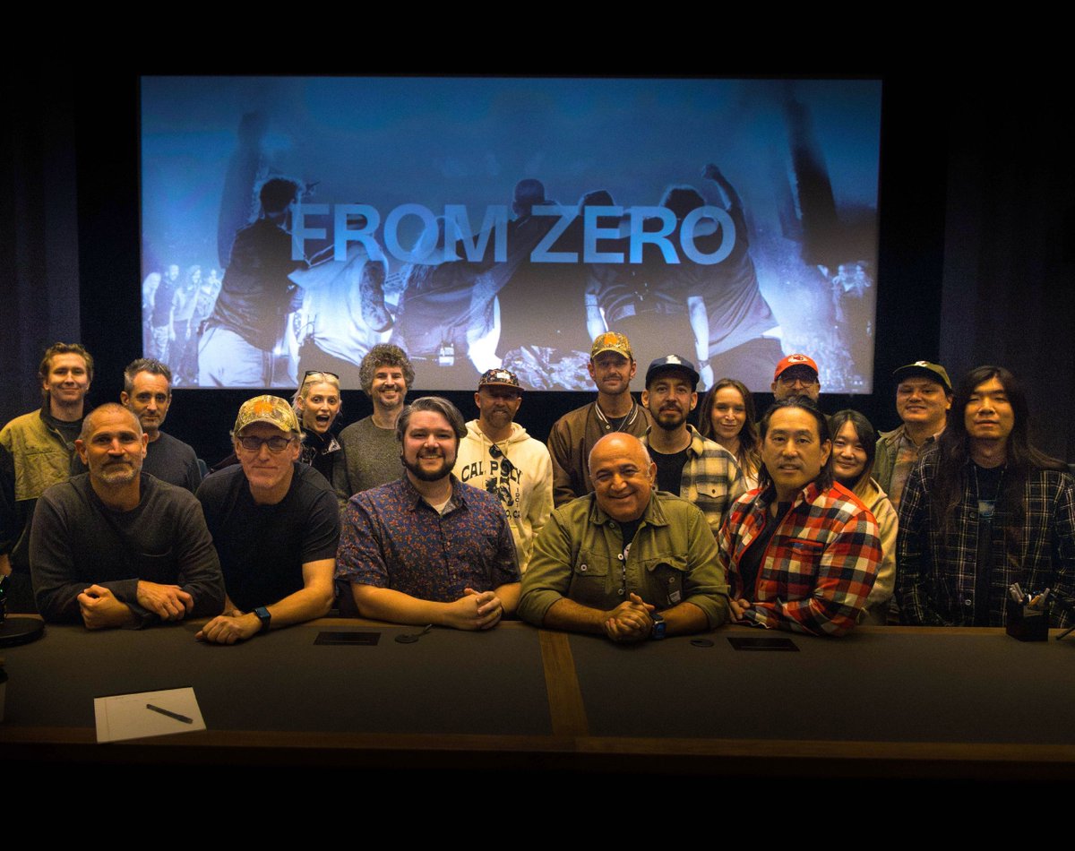 BroodingAnanas's tweet photo. Linkin Park and UNSHATTER movie sound team (and Mark Fiore)💛 https://t.co/dudrScBgWh