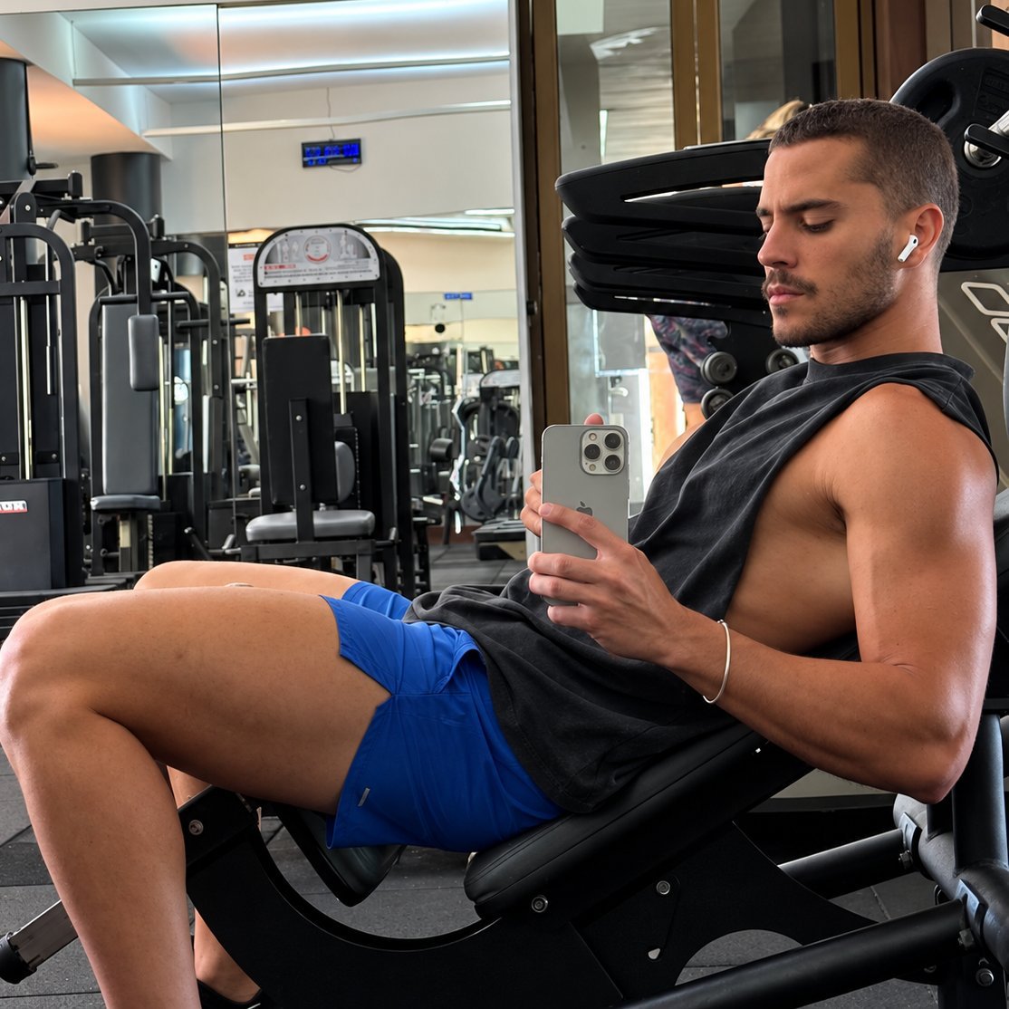 physiqueboys's tweet photo. 💫André Lamoglia💫 https://t.co/5V0wvivjSZ