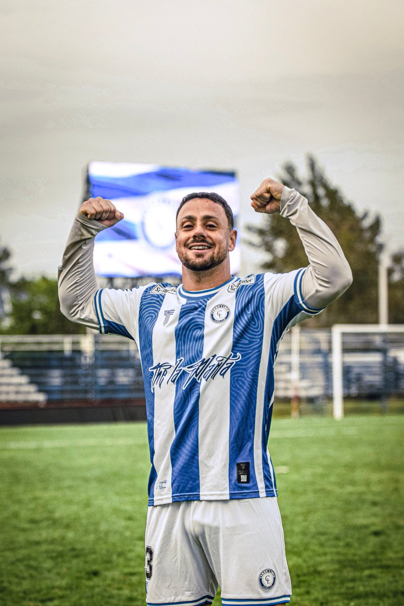 CerroLargoFc's tweet photo. ⚽️ Lo buscó y lo encontró, merecido gol para Borys Barone. https://t.co/ncjGCIDUDS