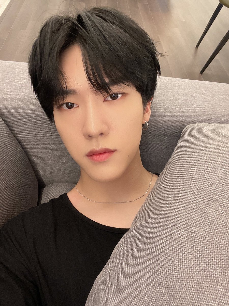 higyeomi's tweet photo. day 122 of daily i love Junghoon!π
#JAYN #junghoon #hanjunghoon #μ μΈ #μ ν https://t.co/F9PfbZx2kt