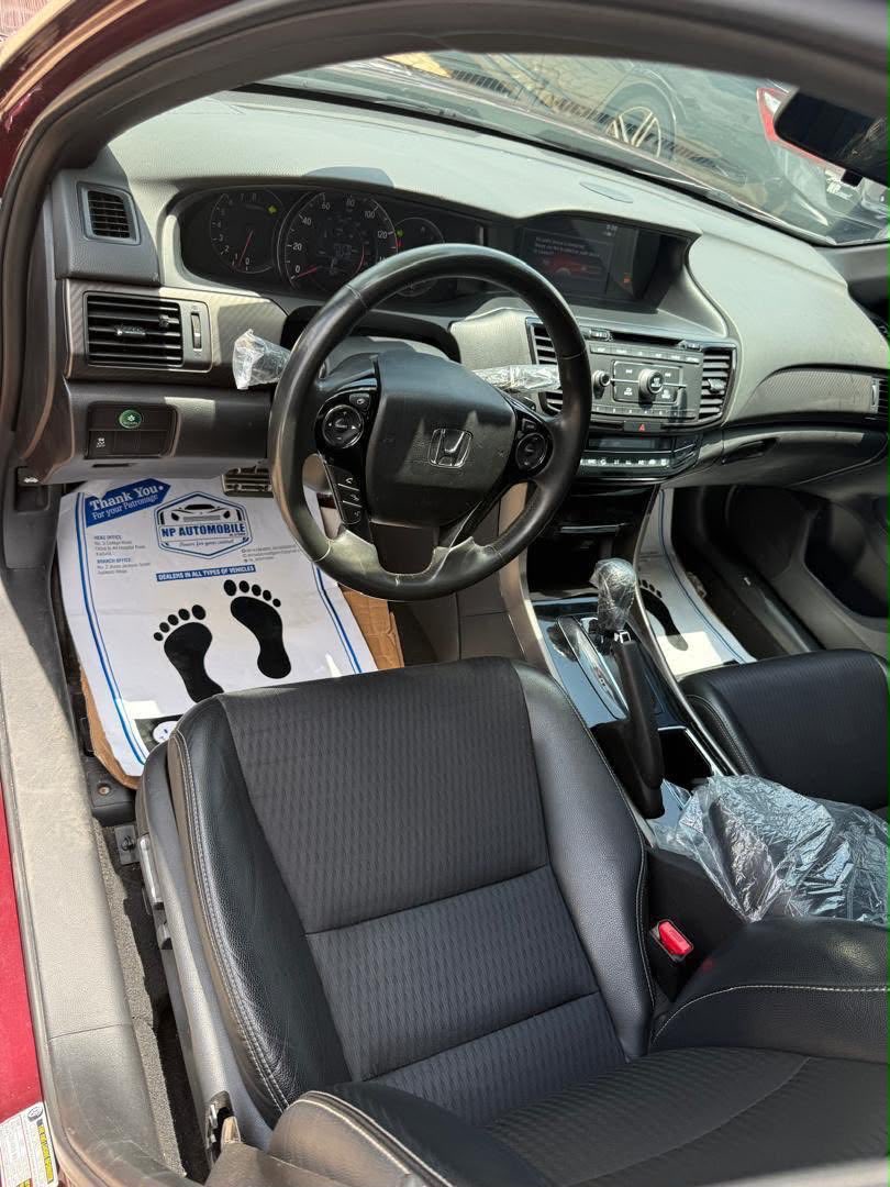KDriveAutosNG's tweet photo. Bring 14m only, come carry this, FOREIGN USED HONDA ACCORD SPORT 2017✅ https://t.co/HQJrd9aEil