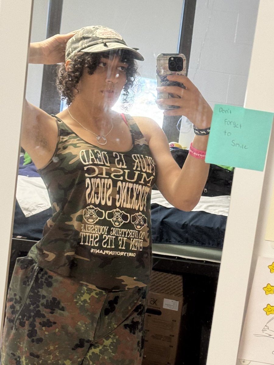 frict's tweet photo. Fit check #yass #oomfedup https://t.co/CxnRTEQZhy