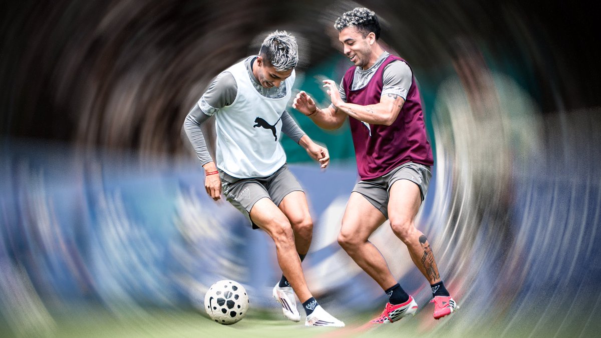 LDU_Oficial's tweet photo. Entrenamiento en Motion Blur⚡️

Seguimos con todo ⚪️🔴 https://t.co/SkyIxGkcyV