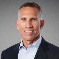 Luiz_Fernando_J's tweet photo. UPDATE:
With this WED’s news of the federal judge approval for $PSKY’s Settlement with the states, #DavidEllison starts to unveil what the new #Paramount & #WB merger will look like, announcing this evening he will have a Co-CEO!
#YnonKreiz, who just left #Mattel, will be also CEO of the new company focusing on day-to-day management & integration of the new entity, while #DavidEllison will focus on “the company’s long-term strategy, creative vision and direction, including its talent relationships, strategic partnerships, technology and capital allocation,” according $PSKY statement!