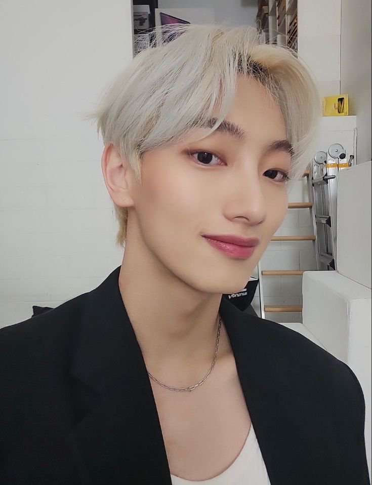 Vanner_Egypt's tweet photo. [#YEONGGWANG]

📌يوم جديد في كوريا باقي💫 D- 247🐰 😽 علي خروج جوانج من الخدمة العسكرية 🥹♥

 #VANNER #배너 
@Vanner_Egypt https://t.co/4816FZIb98