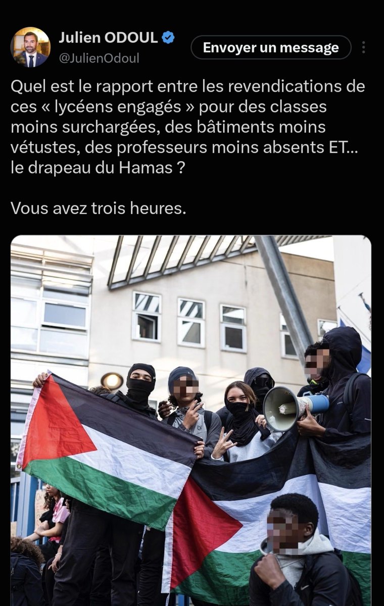 jdicajdisrien's tweet photo. "Le drapeau du Hamas"

Putain https://t.co/vme0uRccs7