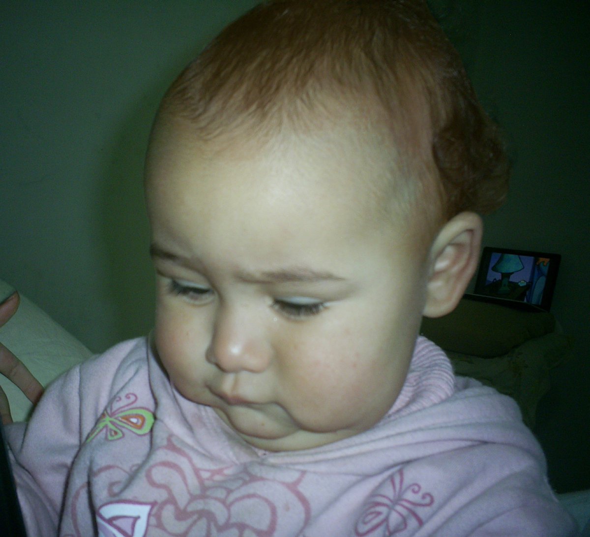 ImThatCaulfield's tweet photo. Literally me when i was a fatcheekass baby https://t.co/tVrtAZAtXJ