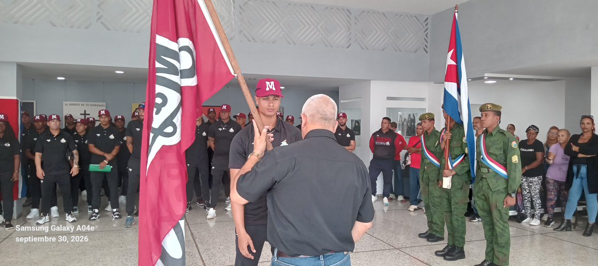 delgado_orialis's tweet photo. Con vista a la 65 Serie Nacional de Beisbol hoy fue Abanderado el equipo Huracanes de #Mayabeque por las máximas autoridades del PCC, el Gobierno y el Deporte de la Provincia.
#GobiernoMayabeque
#PCC
#INDER https://t.co/w3nKnuedS3
