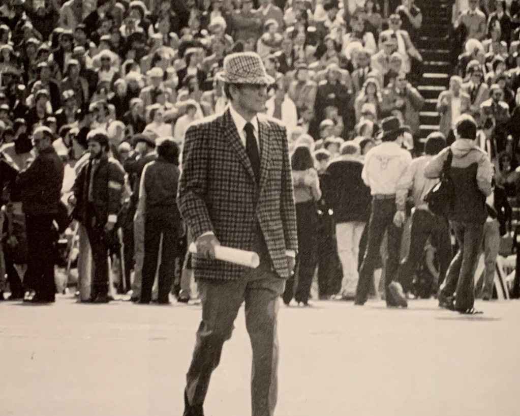 HighPrairieFarm's tweet photo. OTD Oct. 22, 1977. Vince v. Bear. Before 60,210 at Bryant-Denny Stadium in Tuscaloosa, Vince Gibson &amp; Cardinals fall just shy at #3 Alabama, dropping 55-6 squeaker. After just one on-field win in first season, Gibson third Cards bunch wins seven. 'Bama wins SEC, finishes #2. https://t.co/HqYXYQCBC2