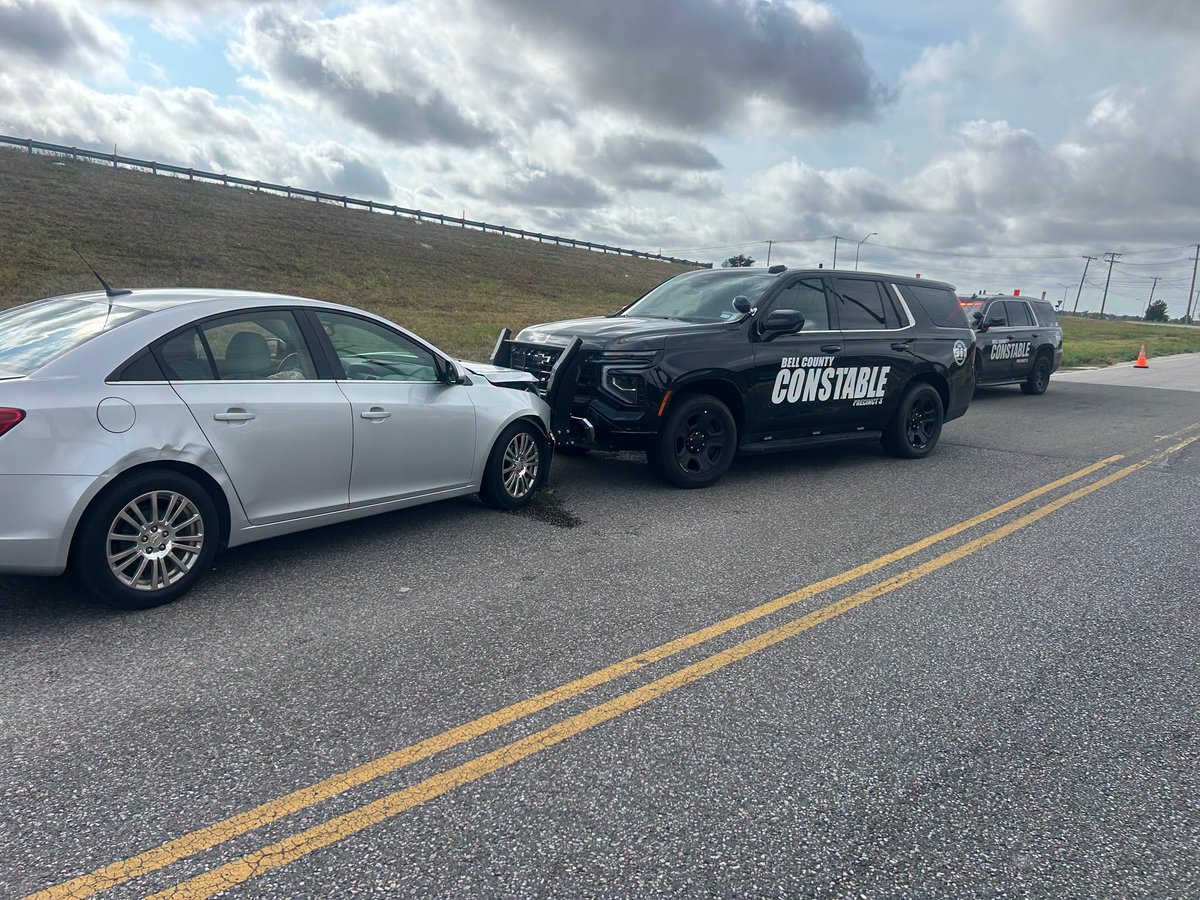 kwtx's tweet photo. #TempleTexas: A suspect faces multiple felony charges following a Wednesday morning vehicle pursuit that ended in a crash with a constable’s vehicle. ℹ️ https://t.co/P9UUbcTlzL https://t.co/RPZo9qGoGQ