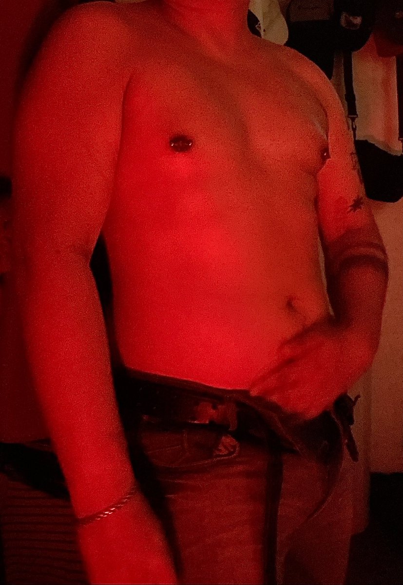 CVelct's tweet photo. #clouds #blowingclouds #Gayzoom #methclouds #chemsex #smokemeth #gaypnp #icesmoke #partypnp
#highonice #zoomgay #pajagay #fumegay #Fumes #Fumesmty #Fumegay #fume
#fumegay #nubes #mate #clouds #gayclouds #gay #bi #sexogay #gaymty https://t.co/ttZ6nj1NpN