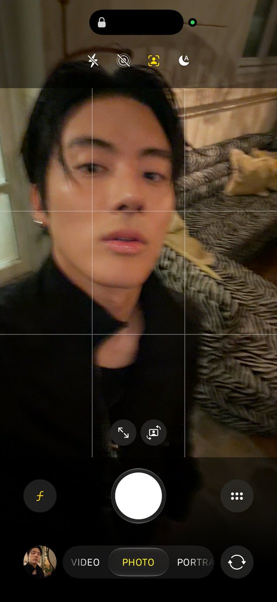 deobimom's tweet photo. #ERIC #에릭 sent these photos https://t.co/kr8v9BOAsm