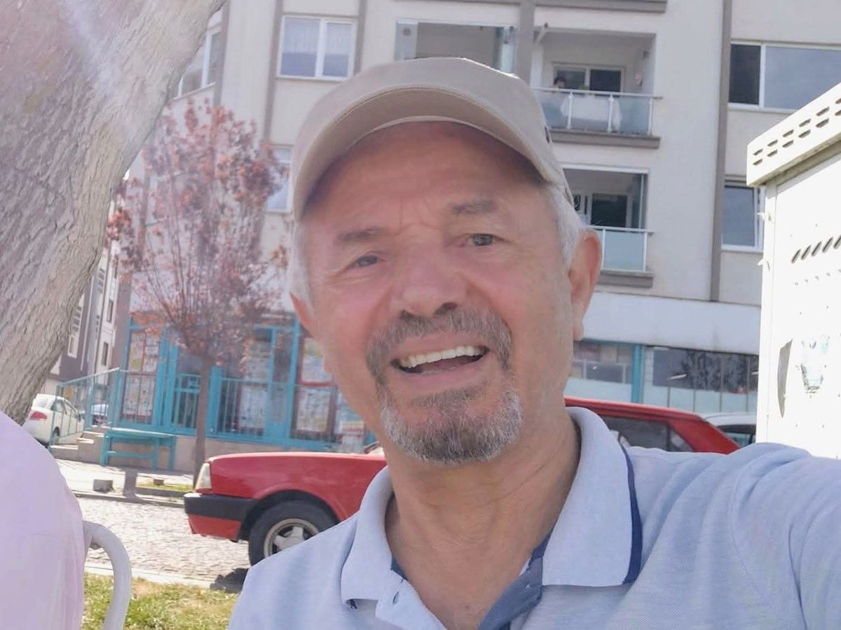 mustafaccengizz's tweet photo. ''Eylül toparlandı gitti işte,
 Ekim falan da gider bu gidişle..'' Turgut Uyar. https://t.co/IB34stK6ER