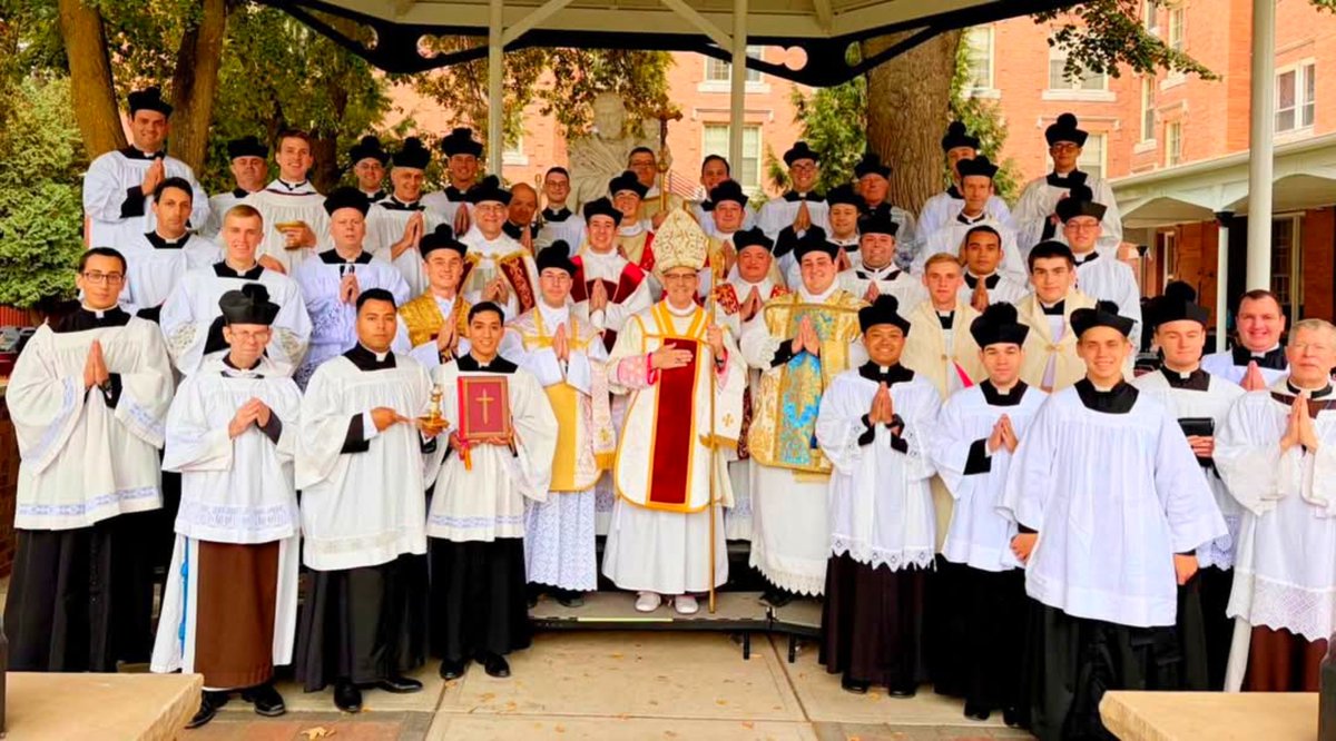 FrCarlosBorja's tweet photo. Thanks be to God for three new priests ordained yesterday! https://t.co/iOnblmLaqi