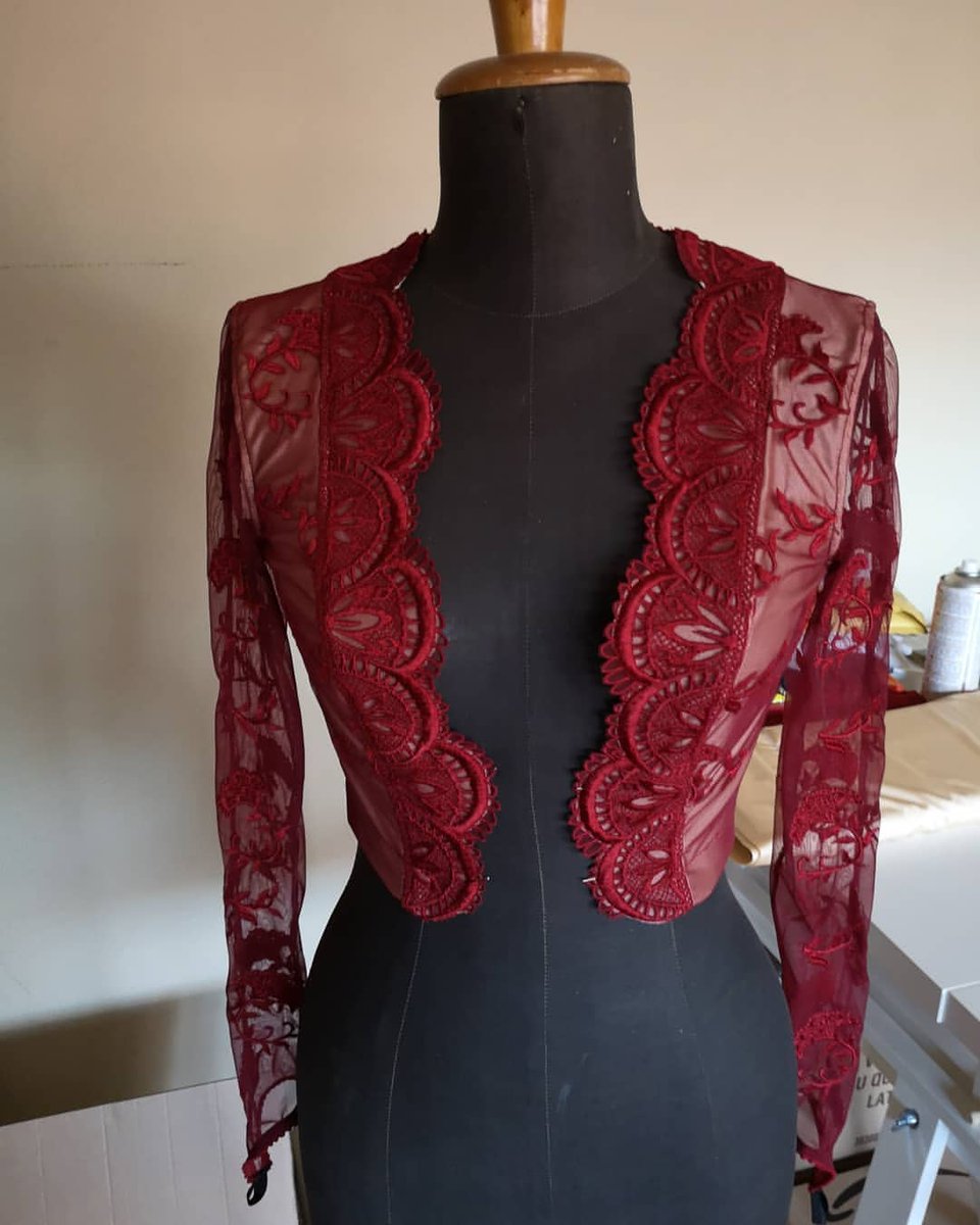 Shalizaclothing's tweet photo. A lot of details for Scarlet Witch ✨♥️
.
.
.
#scarletwitch #cosplay #sewing #handmade #embroidery #cosplay #cosplaymaker https://t.co/tPldybIZtv