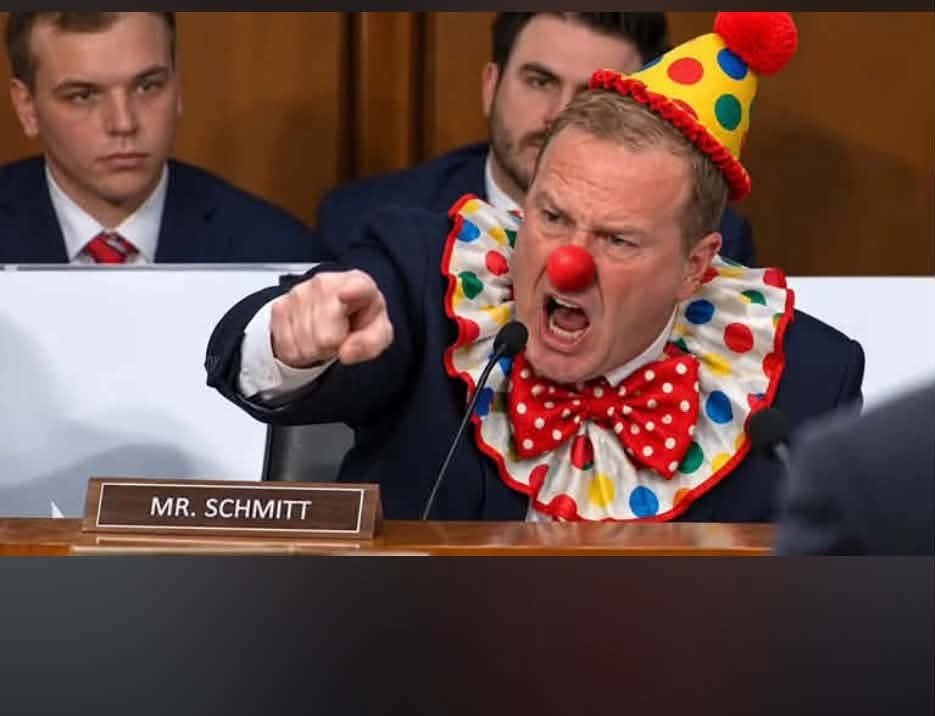 25624Hy's tweet photo. @HawleyMO Clown show of A$$HOLE eaters https://t.co/uKUknulQW2