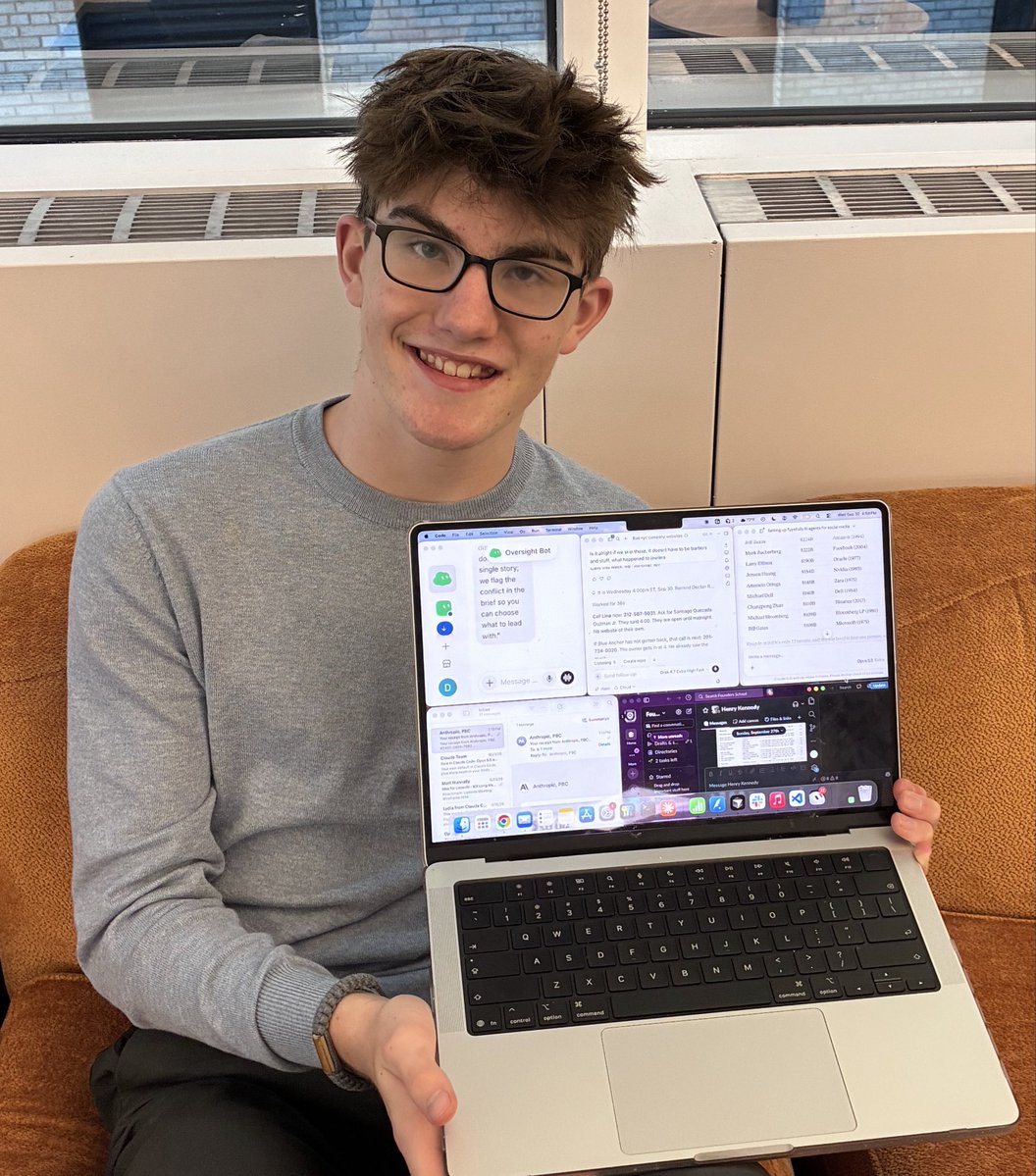 Declan_on_X's tweet photo. I’m a 14 yr old going to a business school in NYC, if you do anything related to business, let’s connect! https://t.co/IdKM2necWR