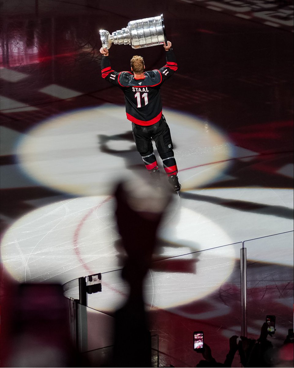 Canes's tweet photo. For Raleighwood ❤️ https://t.co/ROaIj5GLTc