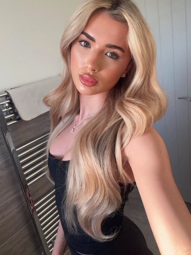 Angelxofindom's tweet photo. POV you Googled the fastest way to lose all your money https://t.co/mer4T1eIRU