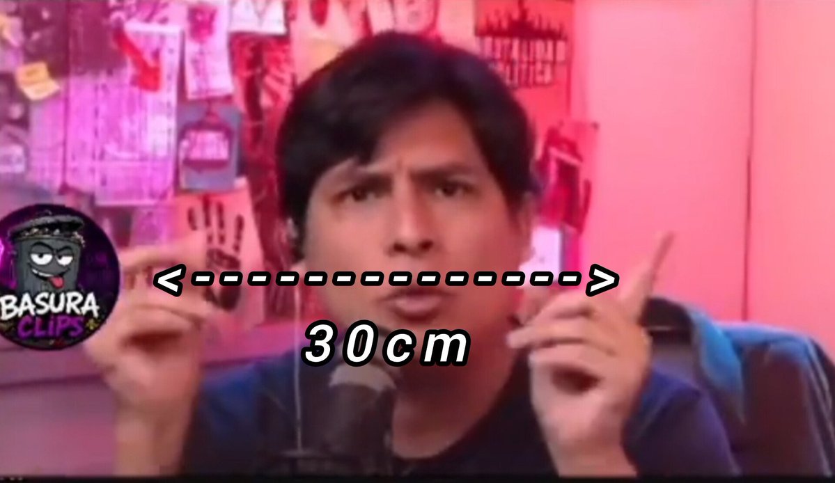 prado12183's tweet photo. @LaSalitadelSin @ensustrece De ese centímetros se la METIERON a tu FLACA 🤣🤣🤣 CUERNUDO🤣🤣🤣 https://t.co/yKjp5RDLHy