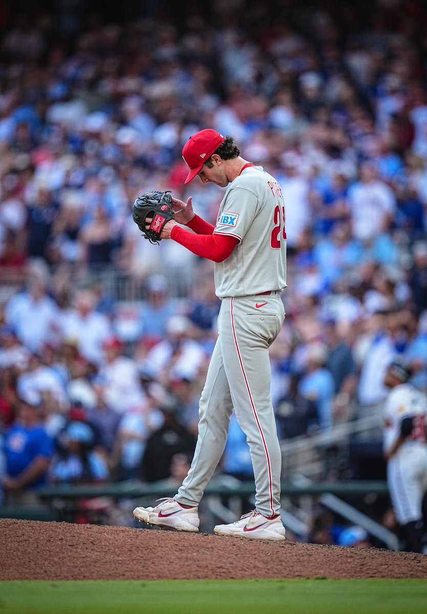 Phillies's tweet photo. Stayin' alive https://t.co/5CRnClQzm5