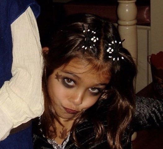 THEFERRANTORRES's tweet photo. @badwitchaIert First of all, how are YOU in the family group chat? Second of all, this only further proves that I’ve been yearning for a connection with THE badwitchalert my whole life, nothing embarrassing about it. Third of all, delete because I have my sources too https://t.co/eH6Ps1teZl