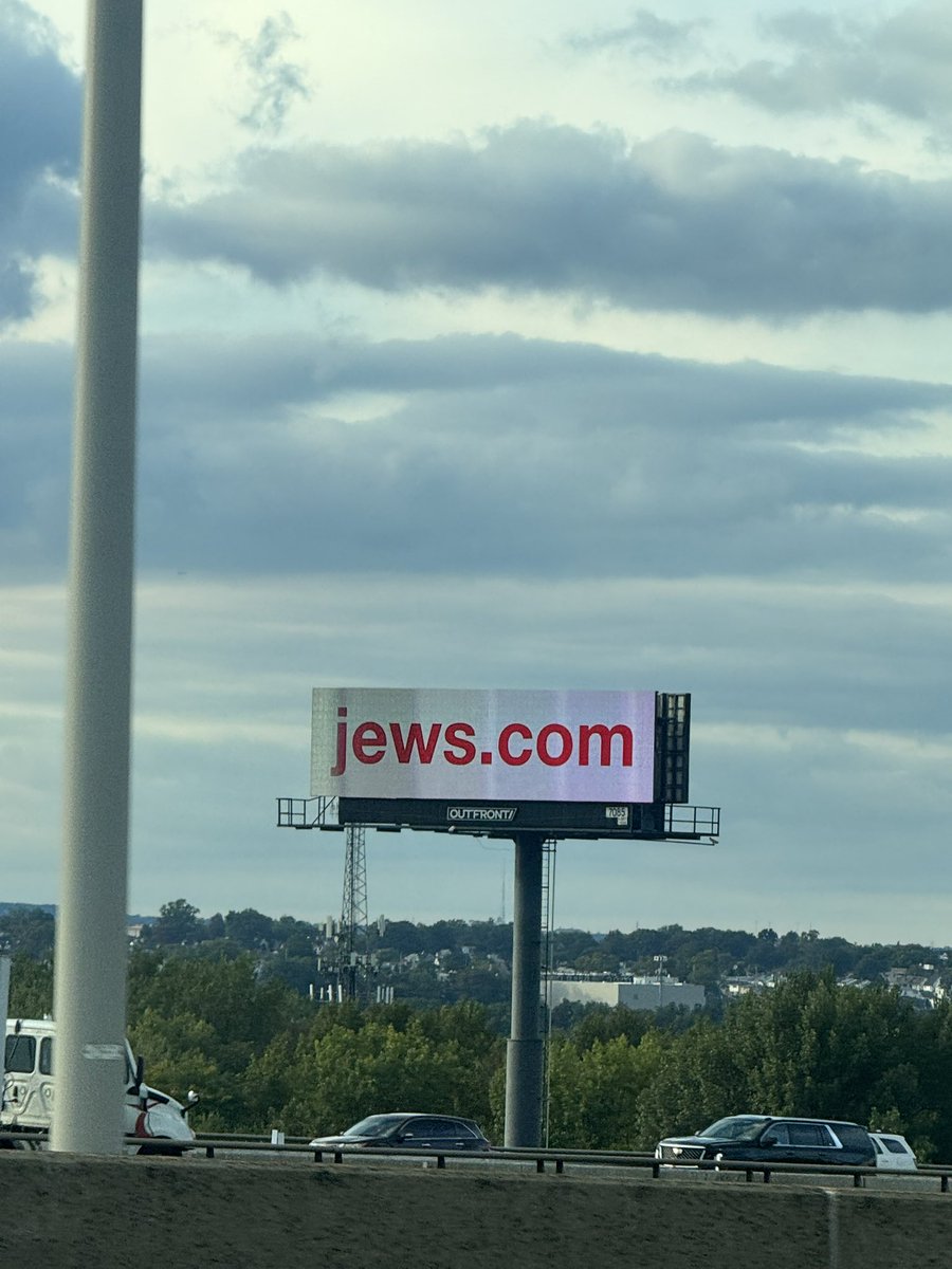 GarandThumb1's tweet photo. just landed in New York and this is the first billboard I see https://t.co/gUx45IcKkh