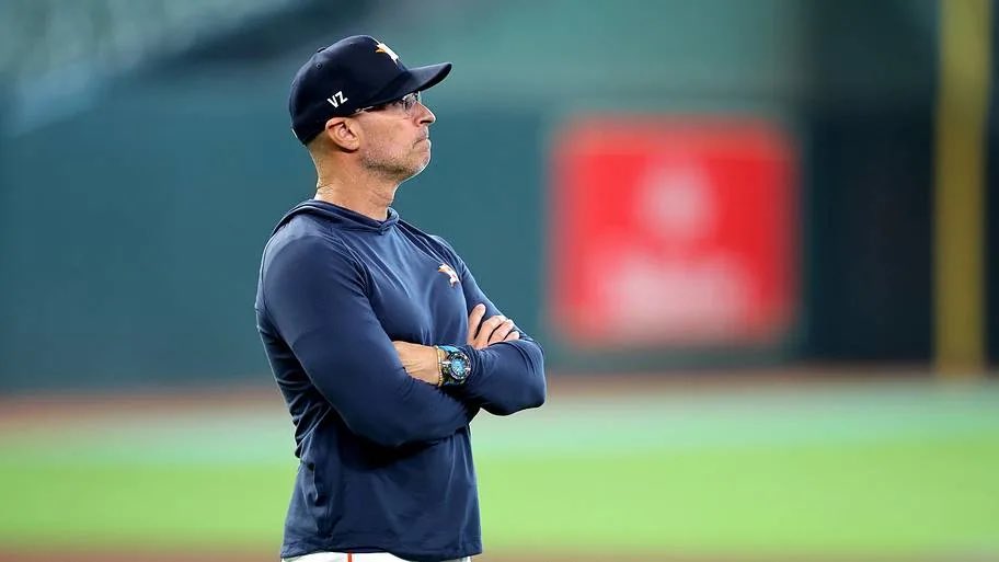 decibelsports's tweet photo. The Joe Espada era in Houston:

2024 - Lost WC (1st time missing ALCS since 2016)

2025 - Missed Playoffs (first time missing playoffs since 2014)

2026 - Lost WC (first non-winning record since 2014)

0 Total Playoff Wins

Before his tenure, the Astros were the most dominant franchise in decades #astros