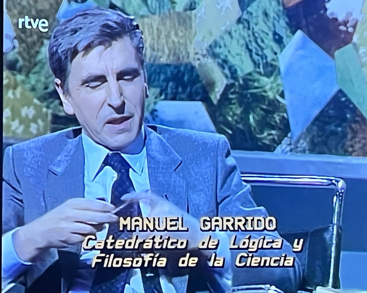 Contra179's tweet photo. TVE antes // TVE ahora https://t.co/YH8e7XUHtO