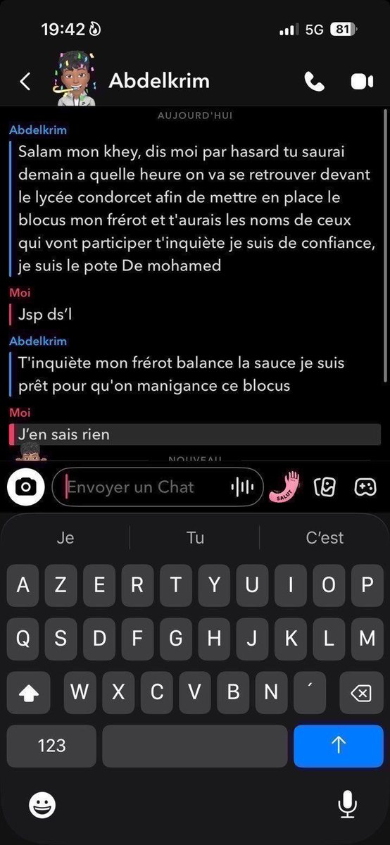 y_2bll4's tweet photo. Ct tous leurs anniversaires aujourd’hui 😂😂😂😂 https://t.co/AyRusEuseg