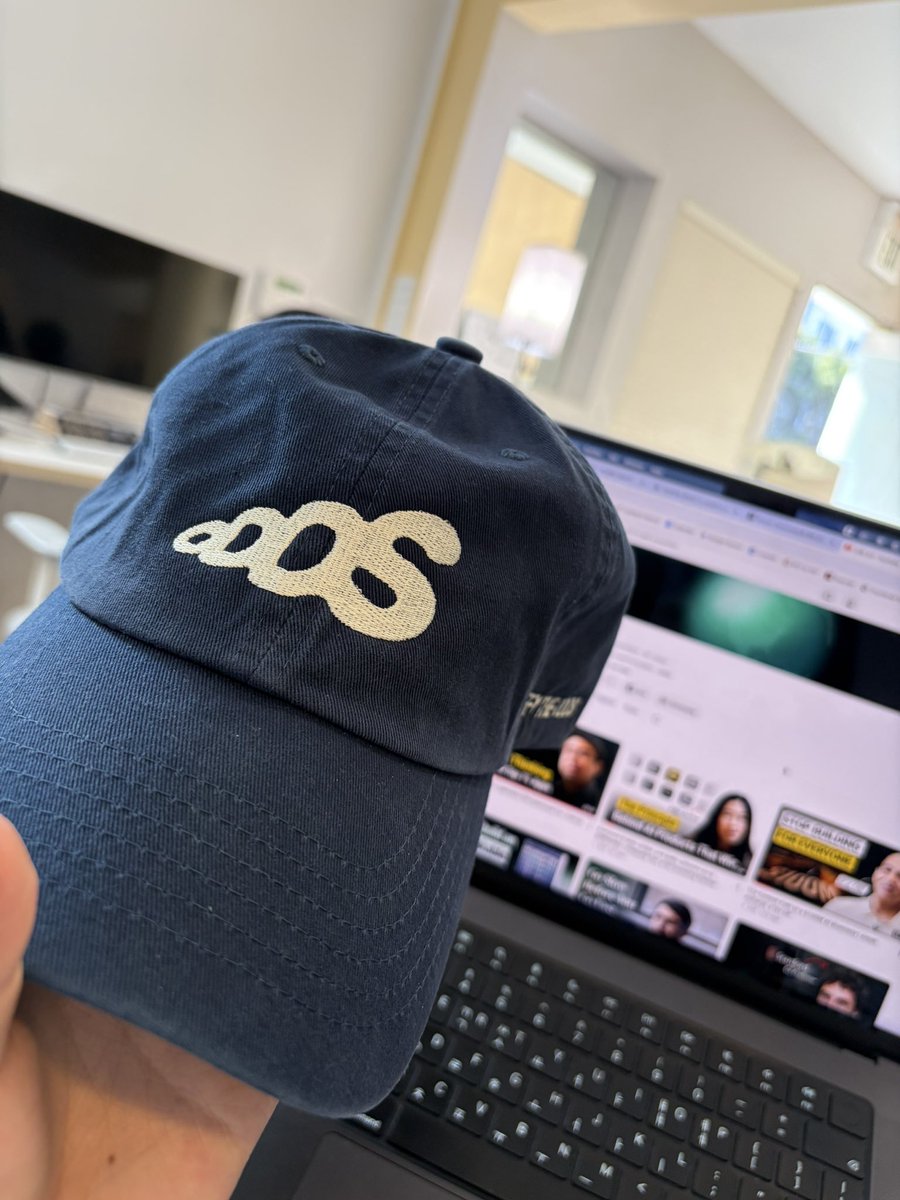 Heejoopeejoo's tweet photo. honestly the best merch i’ve seen #ODDS https://t.co/tYtDAq3a7c