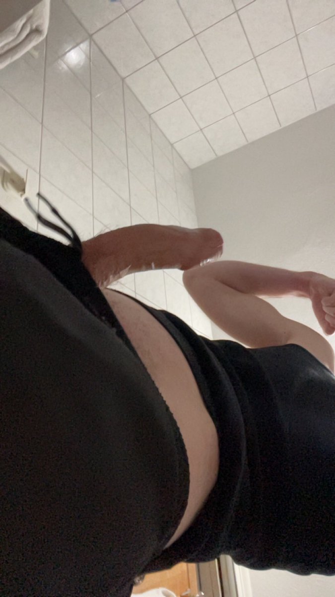 Domdljp's tweet photo. Horny af https://t.co/kCqz6z3eEy