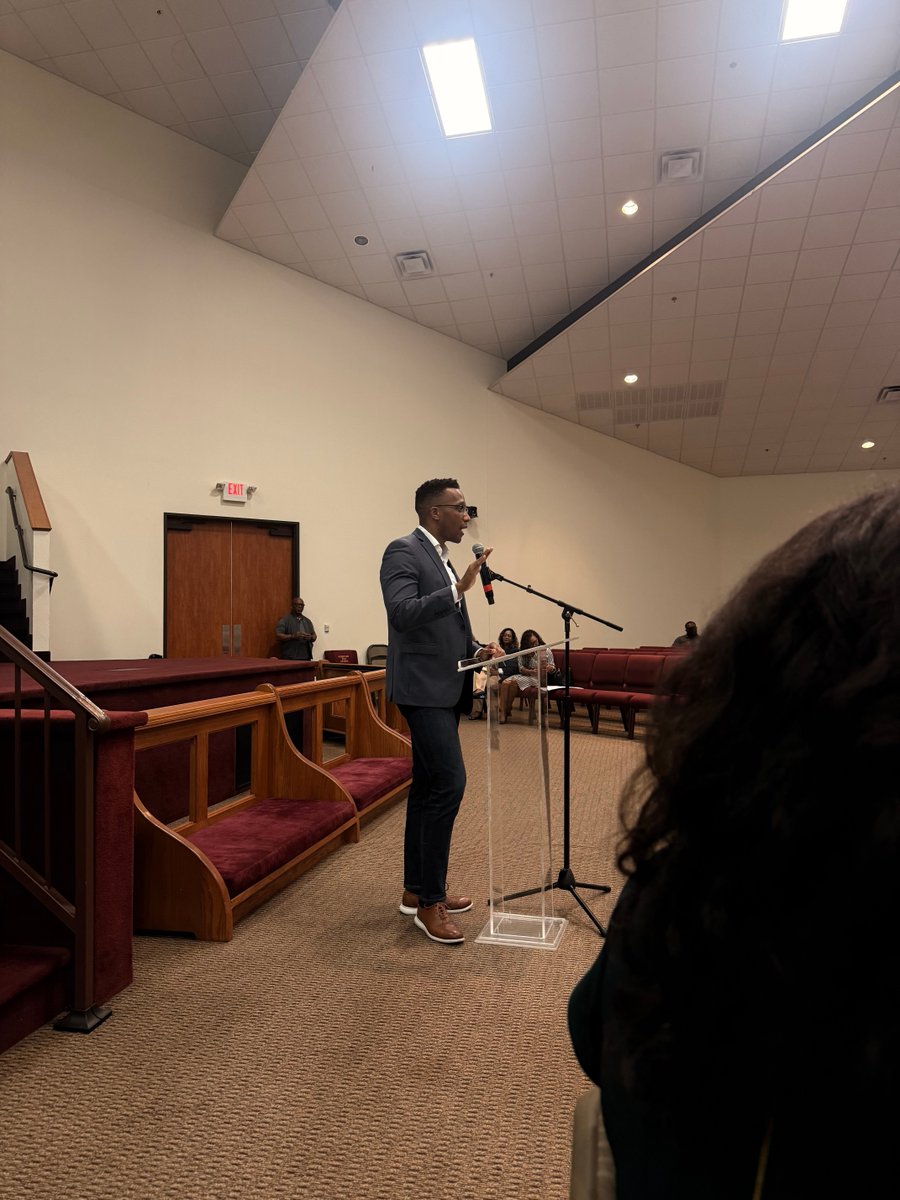 RepLSimmons's tweet photo. Thank you to everyone who joined our District 146 Town Hall last week! 

 We appreciated hearing from community members, elected officials, and representatives from other offices. Thank you for being part of the conversation! https://t.co/ALWJsH84iy