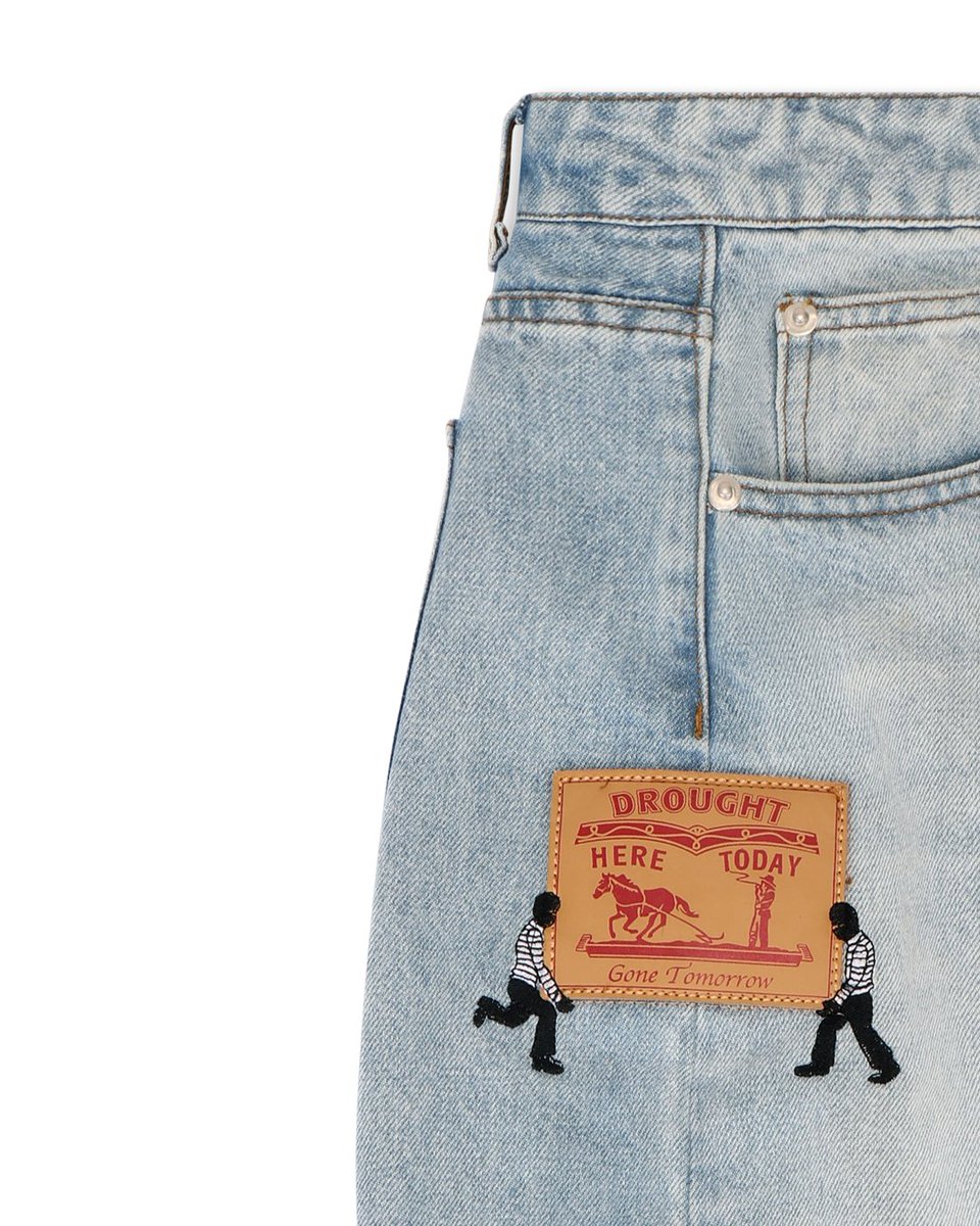 _drought's tweet photo. made a pair of jeans where it looks like 2 theives stole the patch https://t.co/Ul34TlQC4d