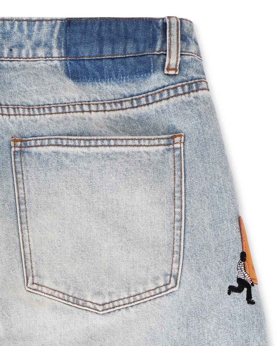 _drought's tweet photo. made a pair of jeans where it looks like 2 theives stole the patch https://t.co/Ul34TlQC4d