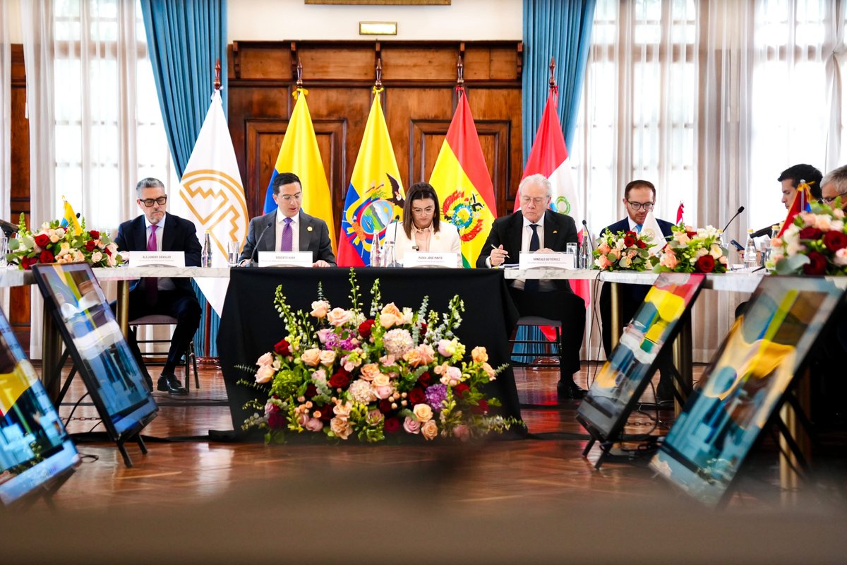 RadioVozdelSur's tweet photo. Información al Instante 12 80.

Dircom Vicepresidencia del Ecuador.

Gobierno Nacional impulsa un compromiso regional: la CAN aprueba Plan de Trabajo 2026-2030 contra la desnutrición crónica infantil y la anemia materno-infantil. https://t.co/aqnpeqlY5f