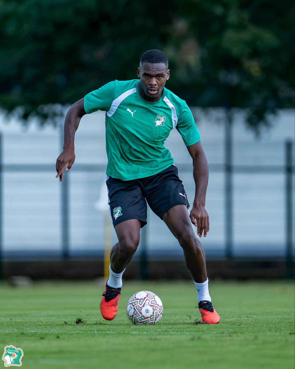 equipenatciv's tweet photo. 🇨🇮 Séance d’entraînement ce mercredi 30 septembre pour les remplaçants et les joueurs restés sur le banc lors du match face à la Somalie.
Même ambition, même détermination ! 🐘🔥🇨🇮

#TousDerrièreLesÉléphants #ÉliminatoiresCAN2027 https://t.co/OUCTb3JH9E