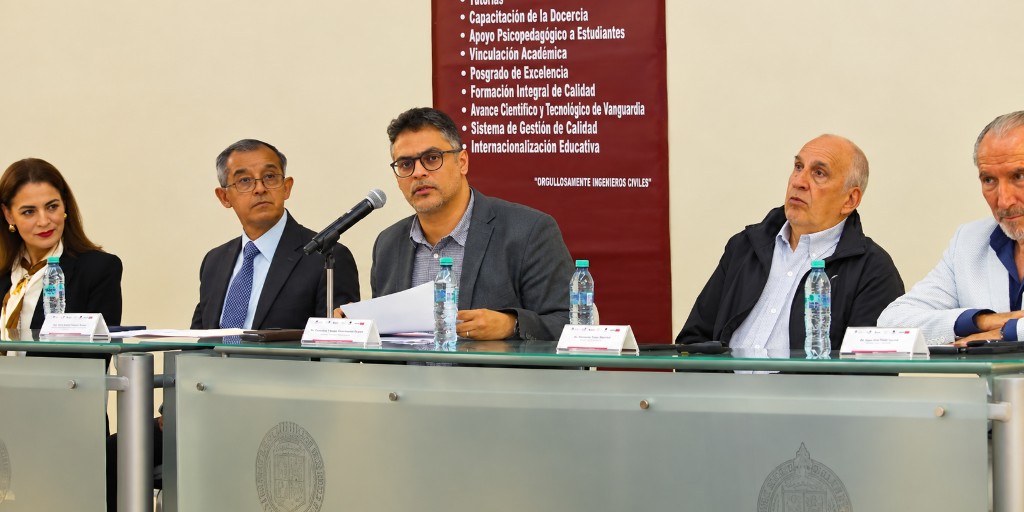 asefma_es's tweet photo. 🏁 #interCILA 2026 llega a su fin tras dos intensas jornadas de intercambio técnico y cooperación ibero-latinoamericana sobre el futuro de la pavimentación

Nuestro presidente @jjpotti participa en la clausura junto a máximos representantes de @AMAACmx, @FIC_UANL, CILA y @SICTmx https://t.co/R0I0k3H4qq