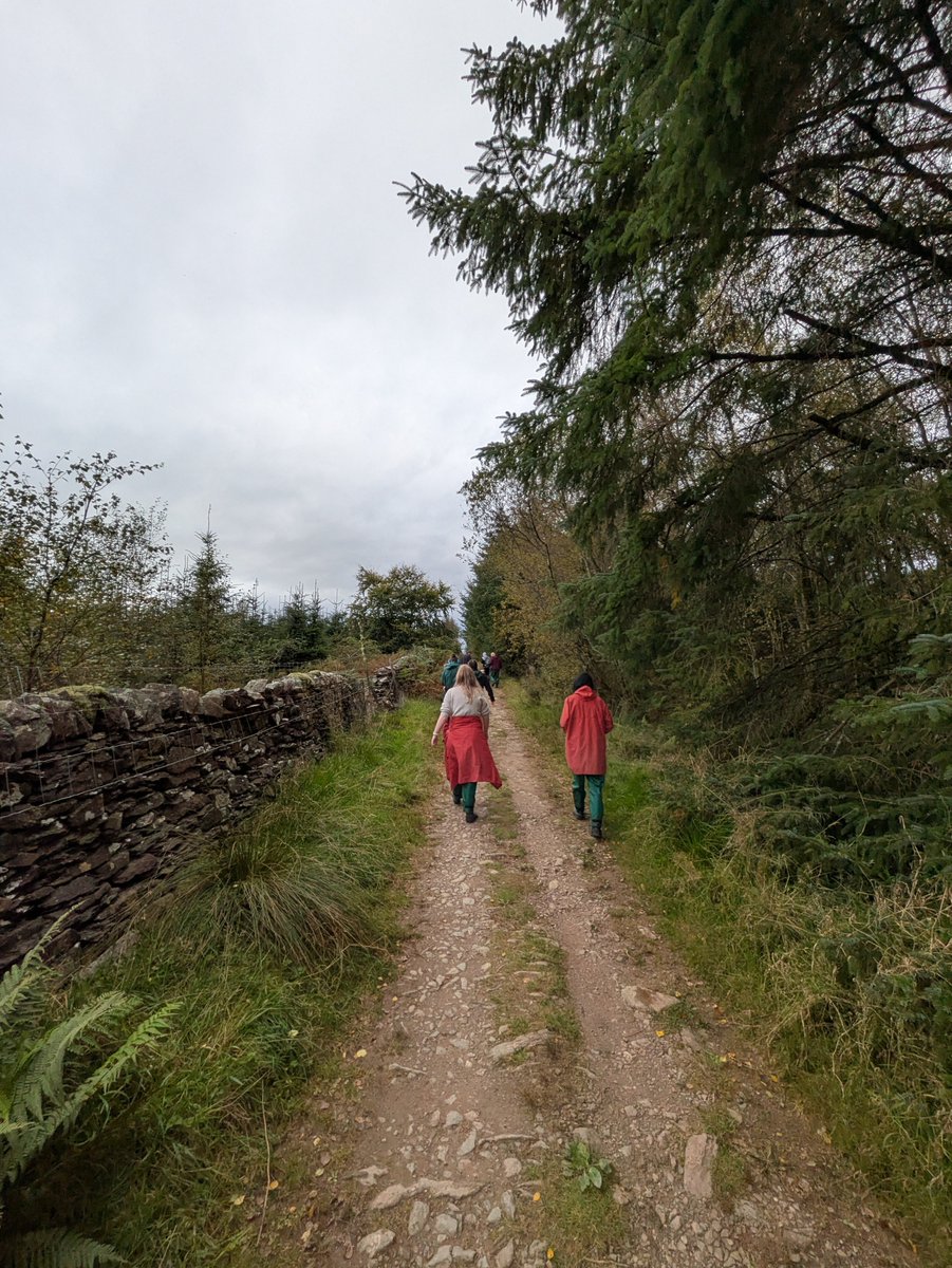 BlairvadachAndy's tweet photo. First two days of adventures with @middlefieldsch in the bag and we've already achieved so much!
Local exploring, climbing, mountain biking, the @BlairvadachOEC #challengecourse and even the mega slide!
Two more days to go.... follow their progress...π
#MiddlefieldBV26 https://t.co/zLqXC4oVX8