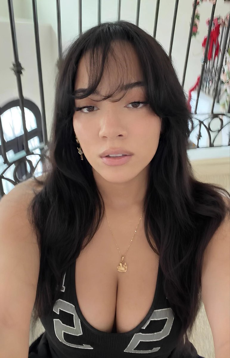 Creditcrusher99's tweet photo. Goon all your money away to me. I'll make you feel so fucking good...🤑🤑

catfish findom humiliation loser tits femdom drain scamaddict hypno walletdrain humanatm scamfetish catfishfindom scamfindom relapse  whalesub goon https://t.co/3mtVobR6U6