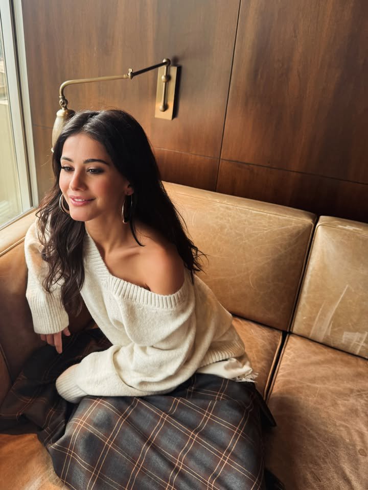 _SiteHelinAR's tweet photo. ꒰ 🫦 ꒱ؘ 🍂࿔*:🐧 @\_helinkandemir via instagram post 

၄🐦၃ 🫙⊱ #helinkandemır ⊰˚ 𓏲⋆ ִֶָ ๋𓂃 ⋆ https://t.co/xi11Vsbhds