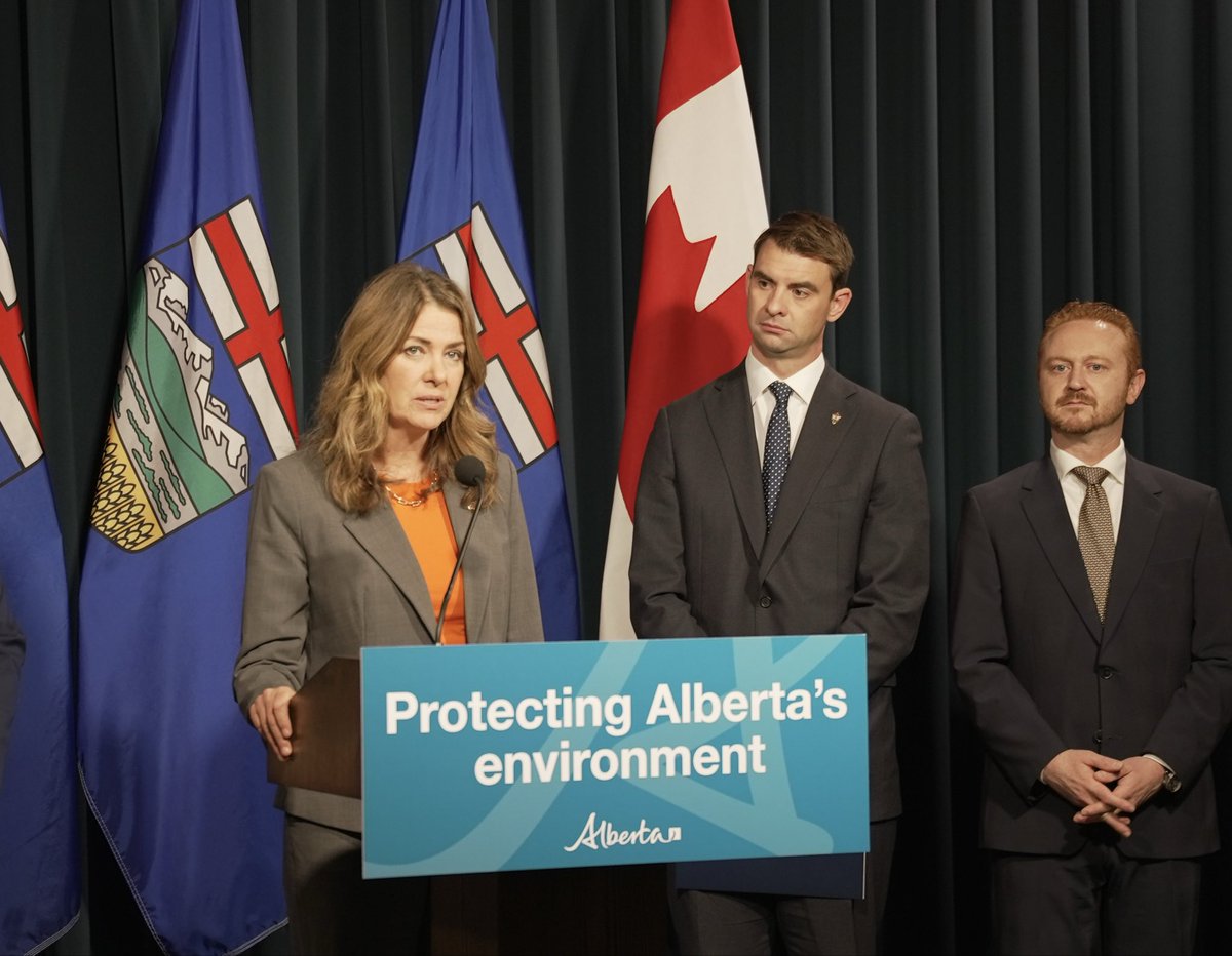 DanWilliamsAB's tweet photo. As stewards of this province, we have a responsibility to protect our land from illegal waste dumping.
Today, Alberta’s Government, led by Minister Hunter and Premier Smith, introduced amendments to the Environmental Protection and Enhancement Act to increase penalties on illegal dumping and strengthen oversight on high-risk waste transfer and storage sites.
Illegal dumping will not be tolerated in Alberta. Those who disregard our laws and our communities will be held accountable, ensuring Alberta remains beautiful for years to come.