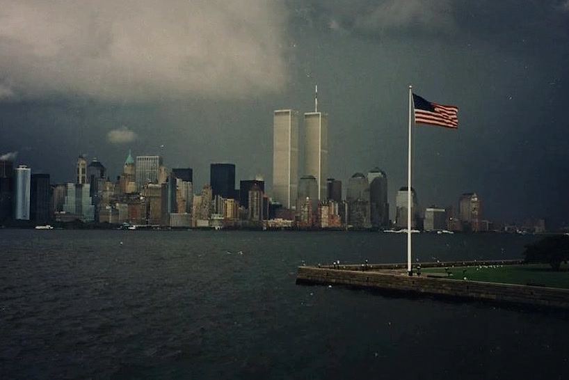 RonaldNguyt3ti's tweet photo. Last Sunset 25 years ago 9/10/2001
#JawDropping #Thứ4 https://t.co/GqteKyb6xP