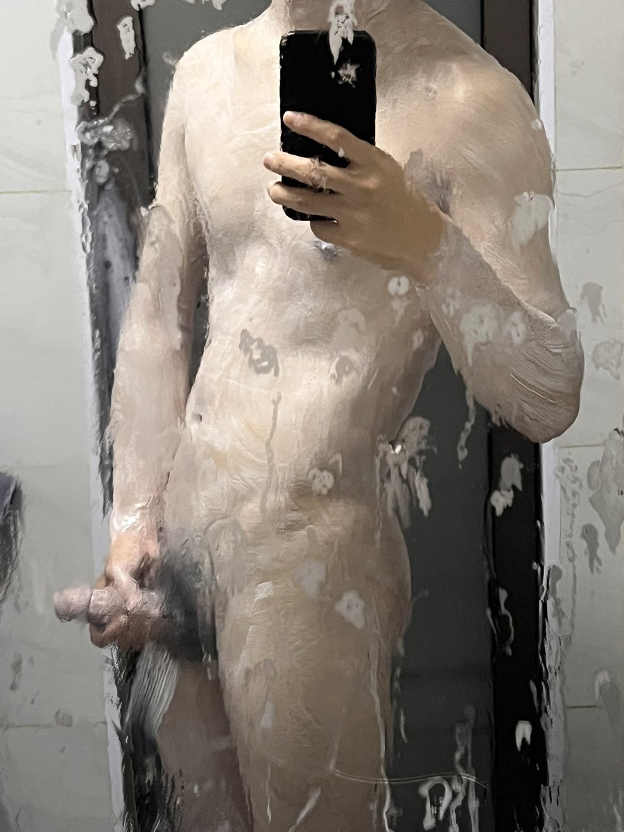 longlong49873's tweet photo. 不经常doi，所以经过我反复斟酌以后只更新照片或者少数视频，前面的都被我下了，不敢保证可以一直坚持更新视频，所以有想看的以前的可以4️⃣我，看了会回 https://t.co/A2uUzsPSm9
