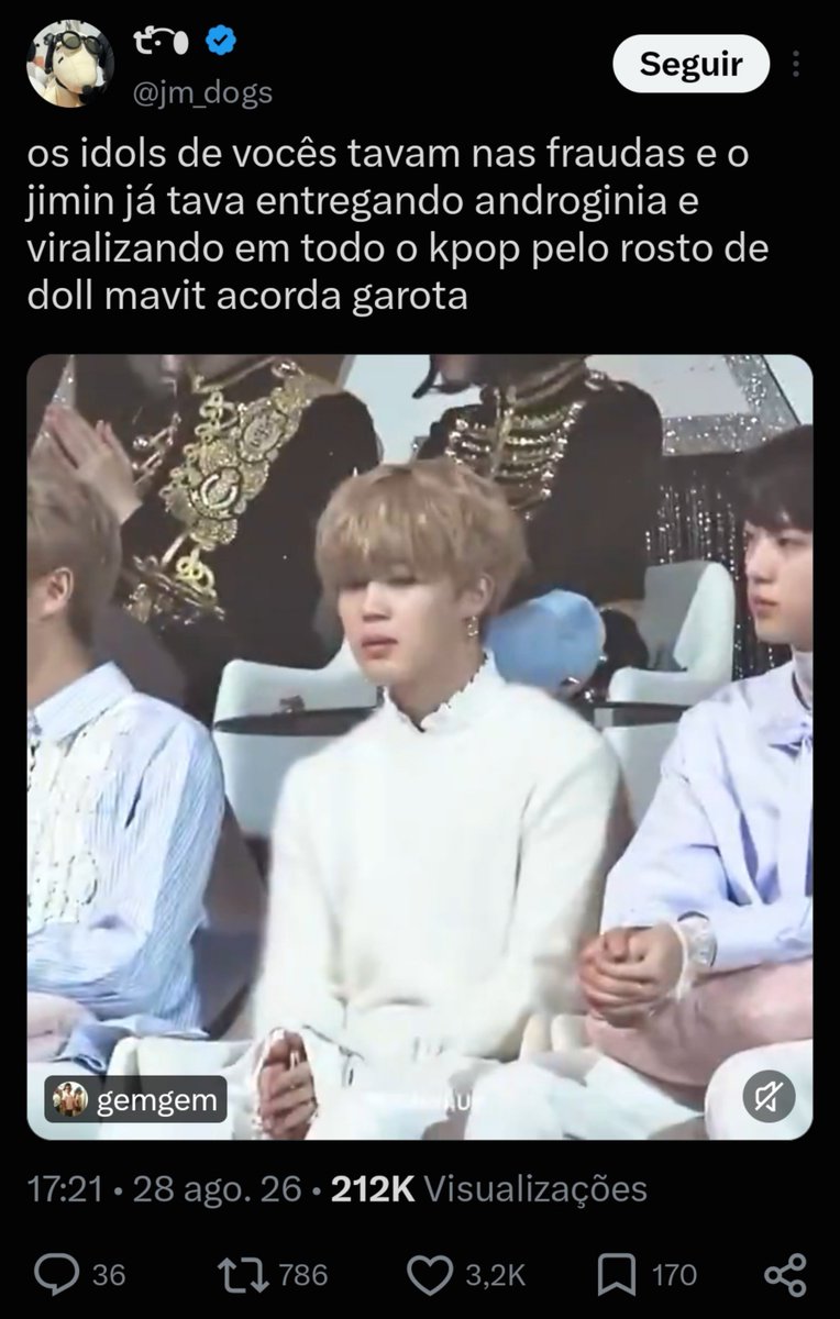 tododiaarmy's tweet photo. acorda garota https://t.co/c1WhV4xzRL