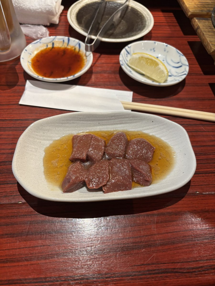 ROMATSUBAKI's tweet photo. ꒰ ᵒ̴ ᵕ ᵒ̴ ꒱ｵﾊﾆｮꔛꕤ⋆*

とてつもなく元気です♡
だって昨���私の大好きな師匠の施術後
夜から師匠と焼肉🥩🔥行ってきましたねん🚗³₃
まぁ師匠がさ
かわいーのよ♡
あんな感じの師匠見たことないのよ😏
お陰で夢で
ご飯100杯食べれたわ😏笑

今日めっちゃ頑張れる💪笑
お待ちしてます🌟 https://t.co/z9mH7Ogtx9