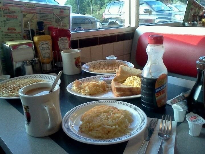 rygosbucket's tweet photo. otis taking you out for breakfast at 7am sharp, he smells like musk and tobacco when he wakes you up. he tells you to get clothes on and get in the car. you grumble and moan at him and he grumbles back, mocking you, but lovingly 💗 https://t.co/CgHw1CDuvL