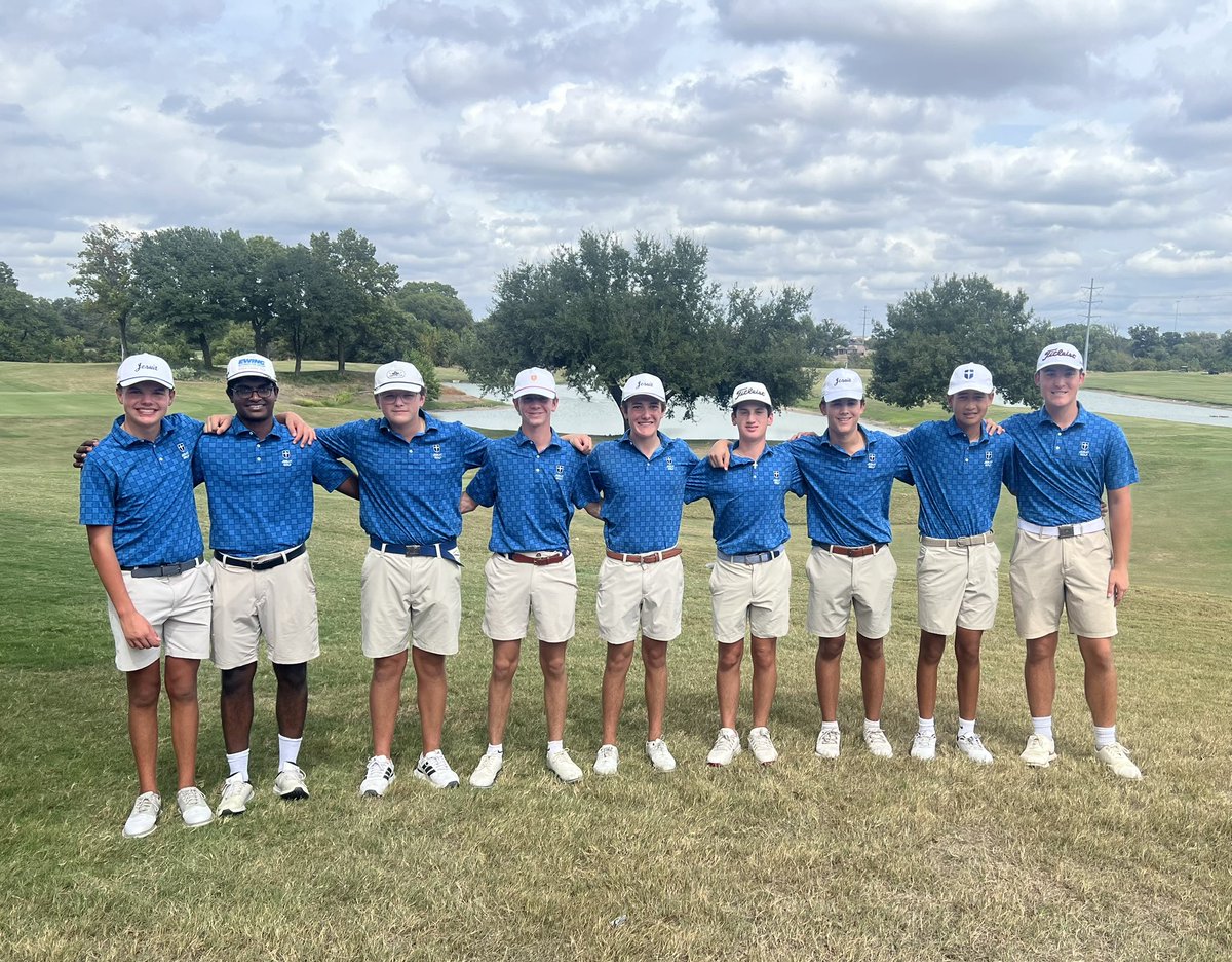 jesuitgolf's tweet photo. Congratulations to the JV Gold Team for winning the Plano ISD Tournament held today at Watters Creek GC! The team shot 311 to win by 34 shots over Coppell/Plano East(345). The Blue team finished 4th (346). Henry Mazzu and Cameron Roos shot 77 to finish T2 in the individual! https://t.co/Q9gZGu2ZcT